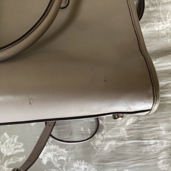 Light grey Coach crossbody bag - Picture 2 of 8
